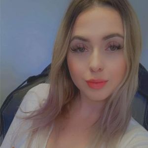 Meet your Posher, Lacey